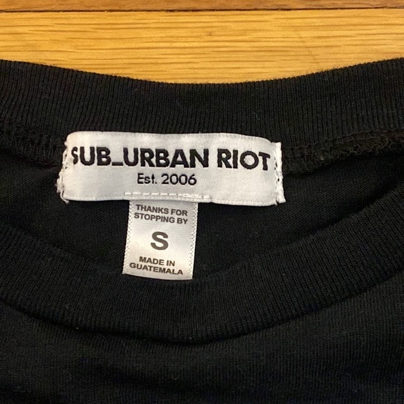 Sub_Urban Riot Junior Girl’s Black AC/DC T Shirt Size S - Picture 3 of 5